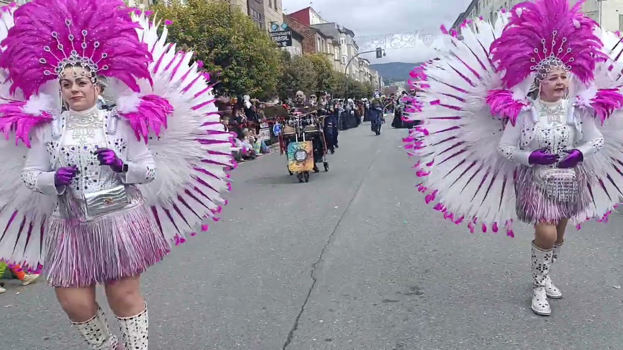 Desfile de carrozas y comparsas y cigarron de Verín 2026
