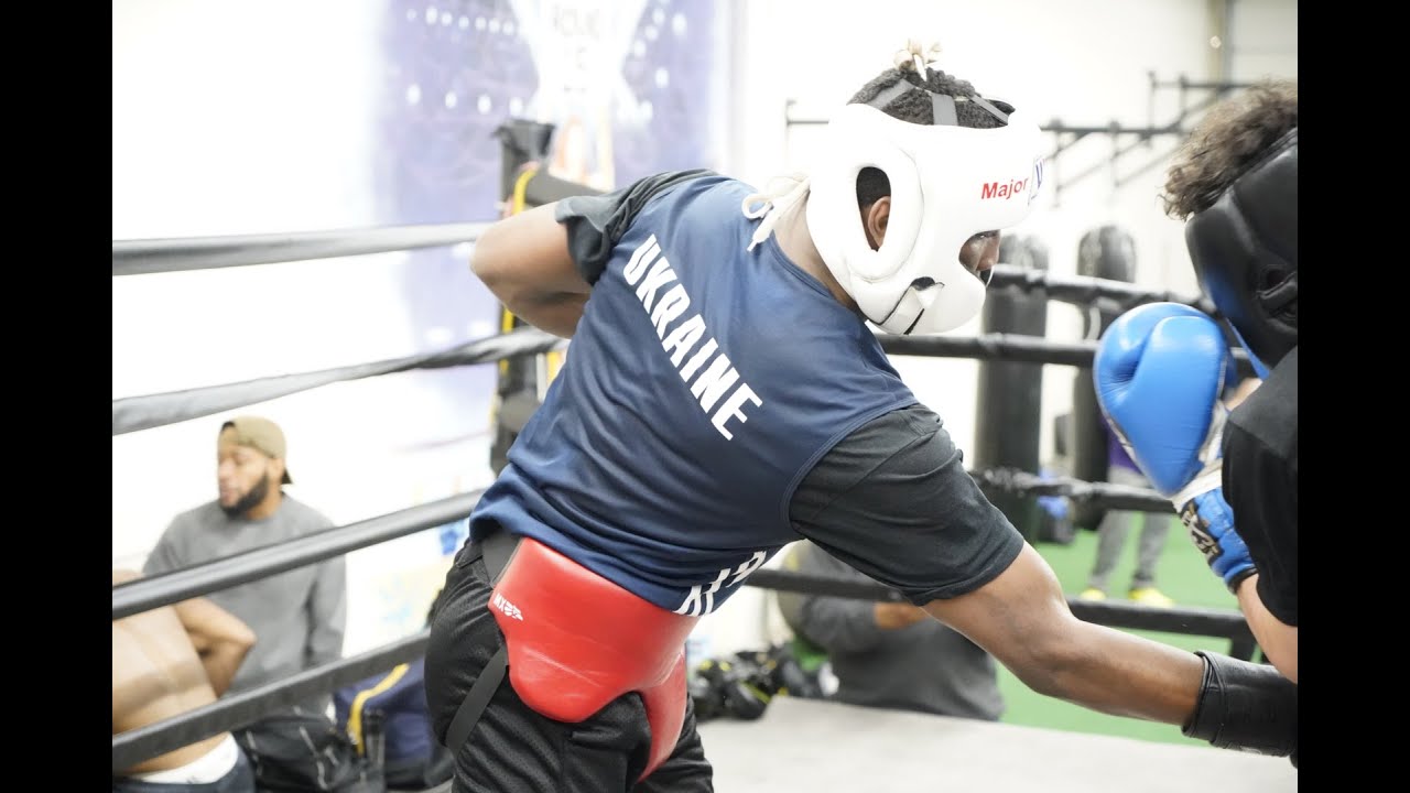 A Day In The Life of Jalil Major Hackett:Grind Time Sparring Day: On The Ropes Boxing