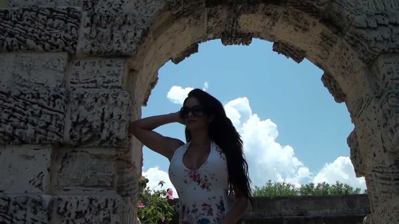 BEHIND THE SCENES WITH MICHELLE LEWIN