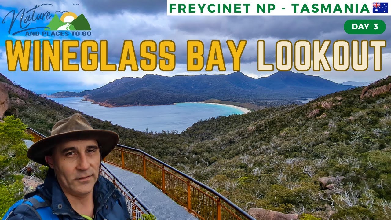 Tasmania Day 3 🥂 Wineglass Bay Lookout 🏔️ A must do at Freycinet National Park