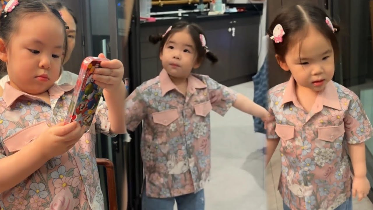 พี่ญาเห็นน้ำมีสีหกมาเรียกหม่ามี๊รู้ความมาก แถมบอกเอามาจิคลีนสีชมพูมาเก่งมาก