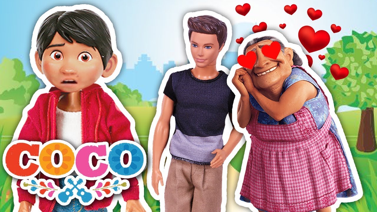 COCO 💀 La ABUELA de MIGUEL se ENAMORA de un JOVEN 😍en TINDER 🔥- Juguetes Fantásticos