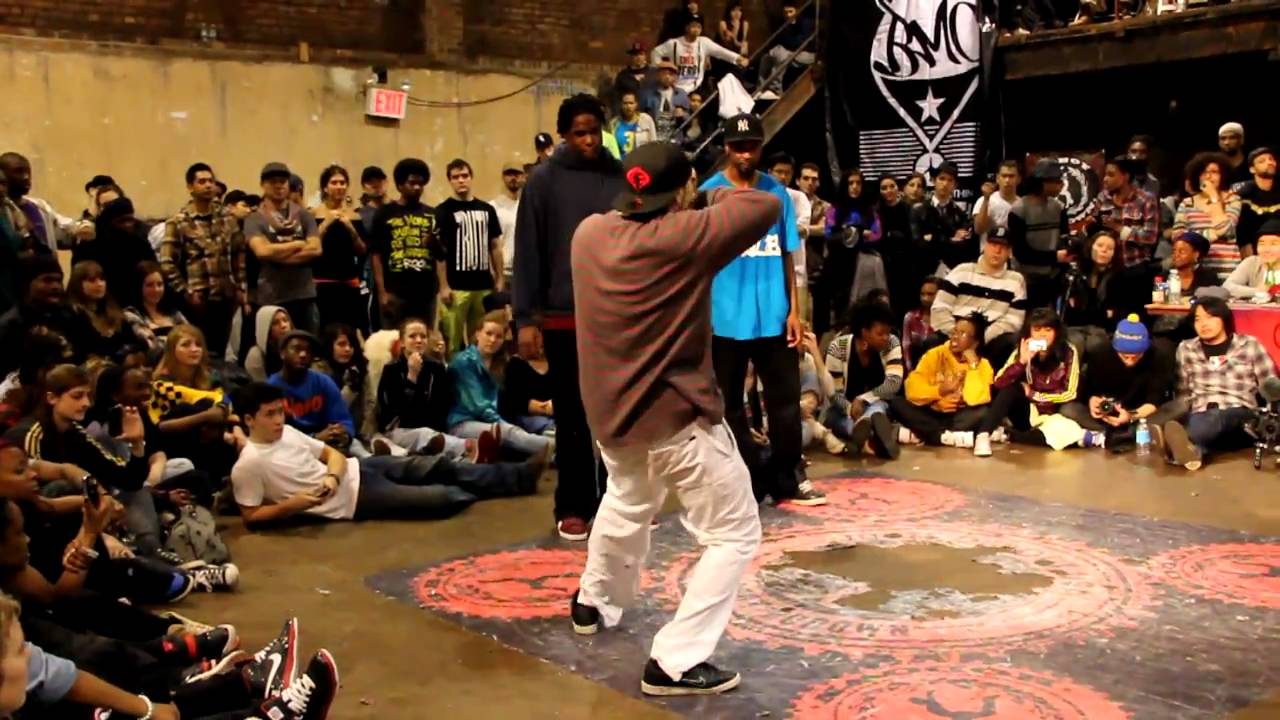 Monsta Pop and Venom vs Kid Boogie and J-Smooth @ Juste Debout 2011 NYC/USA preliminaries
