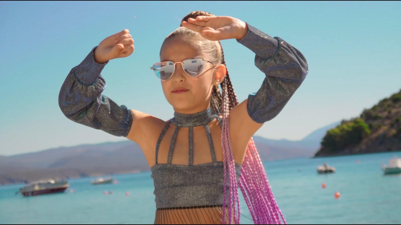 Alisa Shuchis - Танцуй, танцуй (Moldova 🇲🇩)