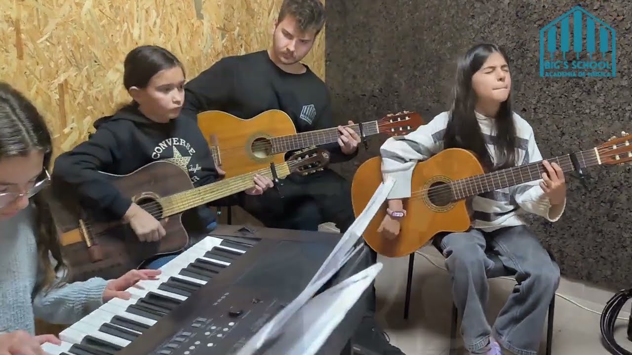 Homem do Leme - Xutos e Pontapés (by Juliana, Maria e Laura)