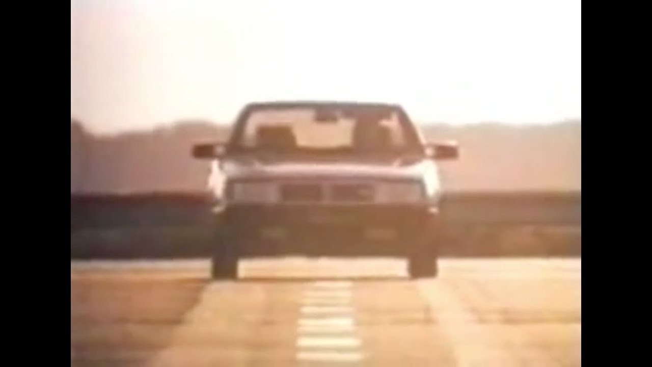 Lancia Thema 8.32 promo video - Rebelcar.fr