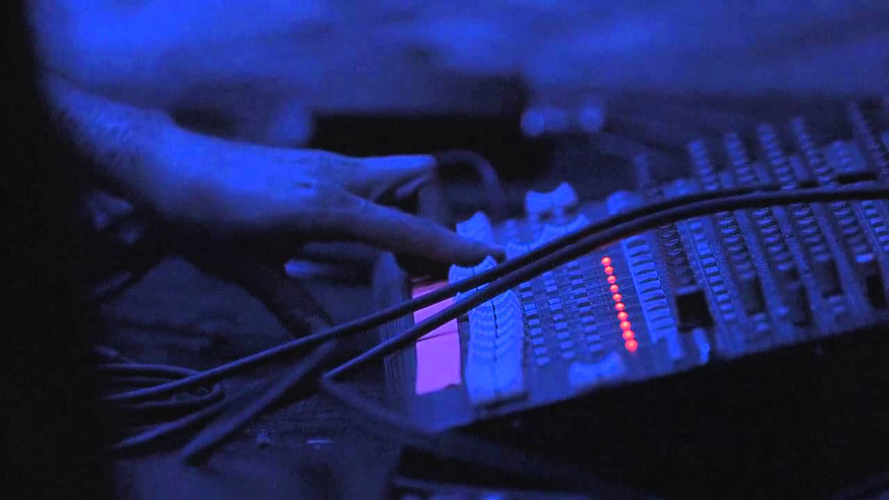 Grouper - Alien Observer, Live @ Big, Bent Ears. Chapter 5.