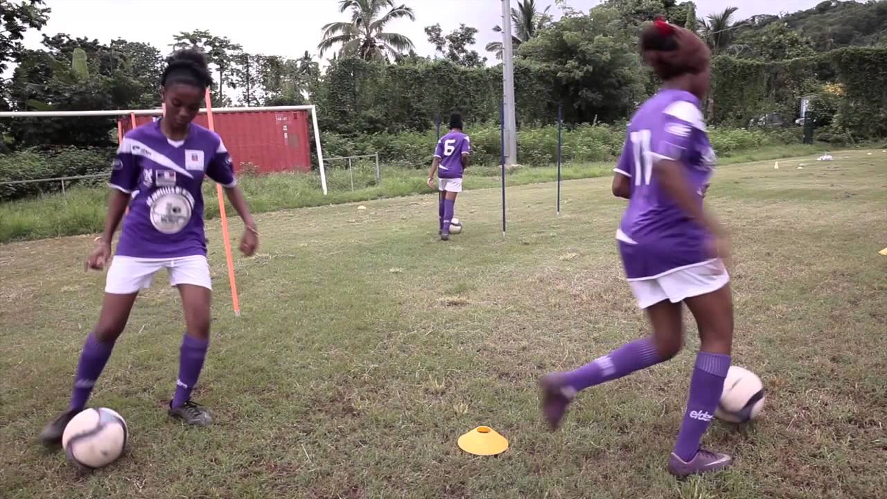 24H00 pour le sport au féminin.  Les Jumelles de M'Zouazia