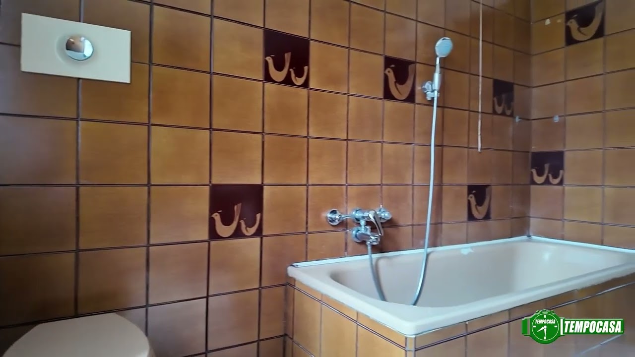 TRILOCALE DA RISTRUTTURARE AD ALZATE BRIANZA