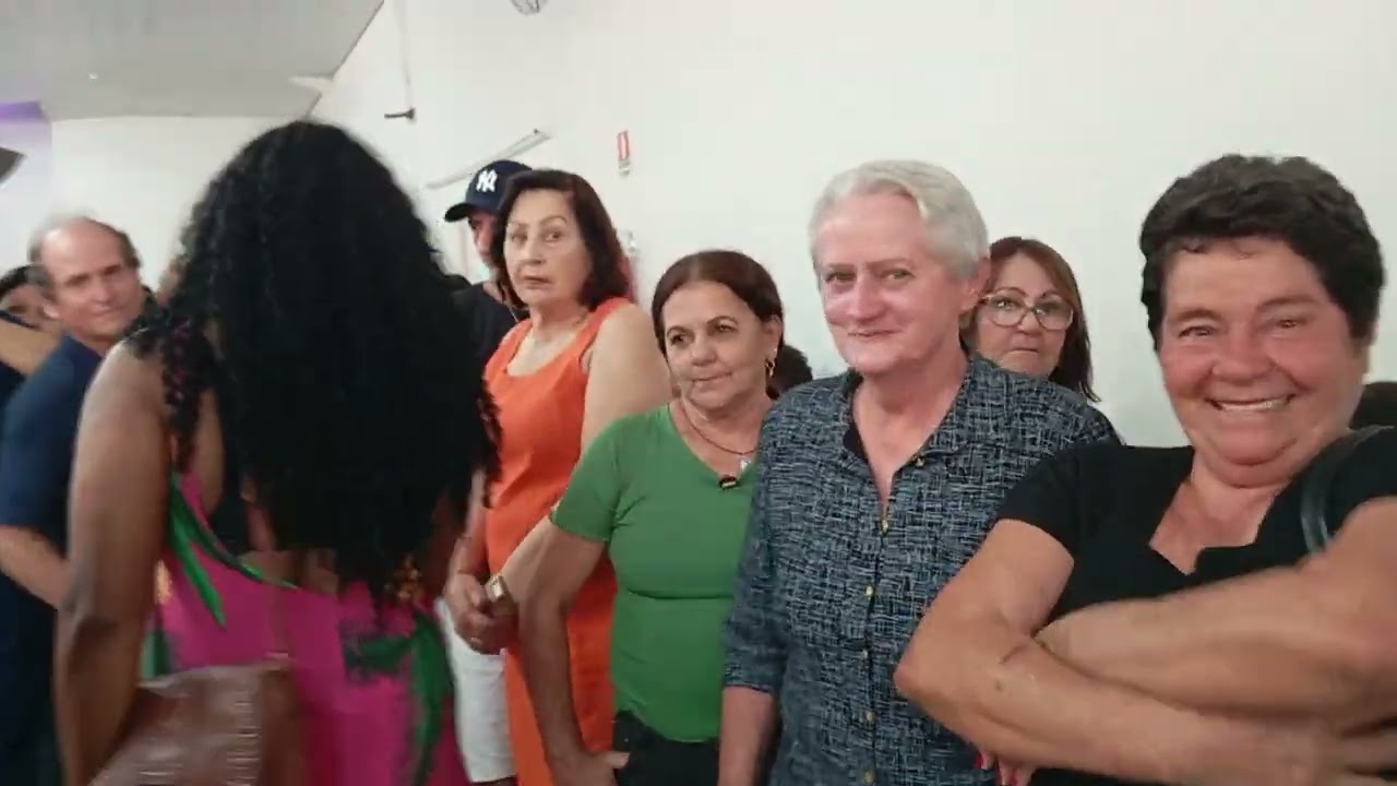 Encontro regional da terceira idade da cidade de cruzeiro do oeste PR.