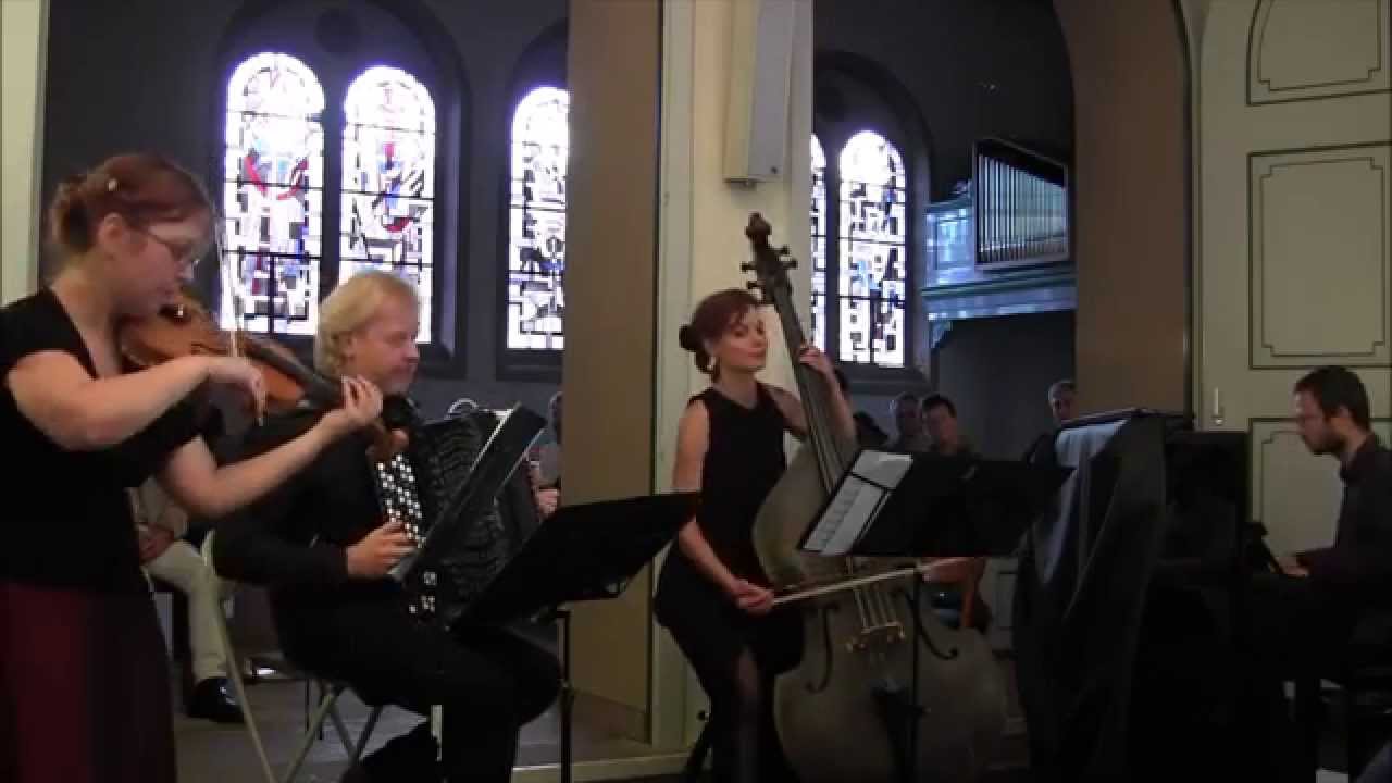 Cuarteto Elegante plays Piazzolla: Libertango