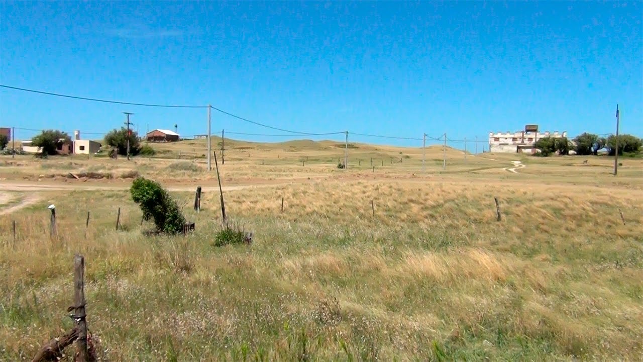 Centinela del Mar tiene una Pulpería y 4 habitantes estables - Playas agrestes y solitarias
