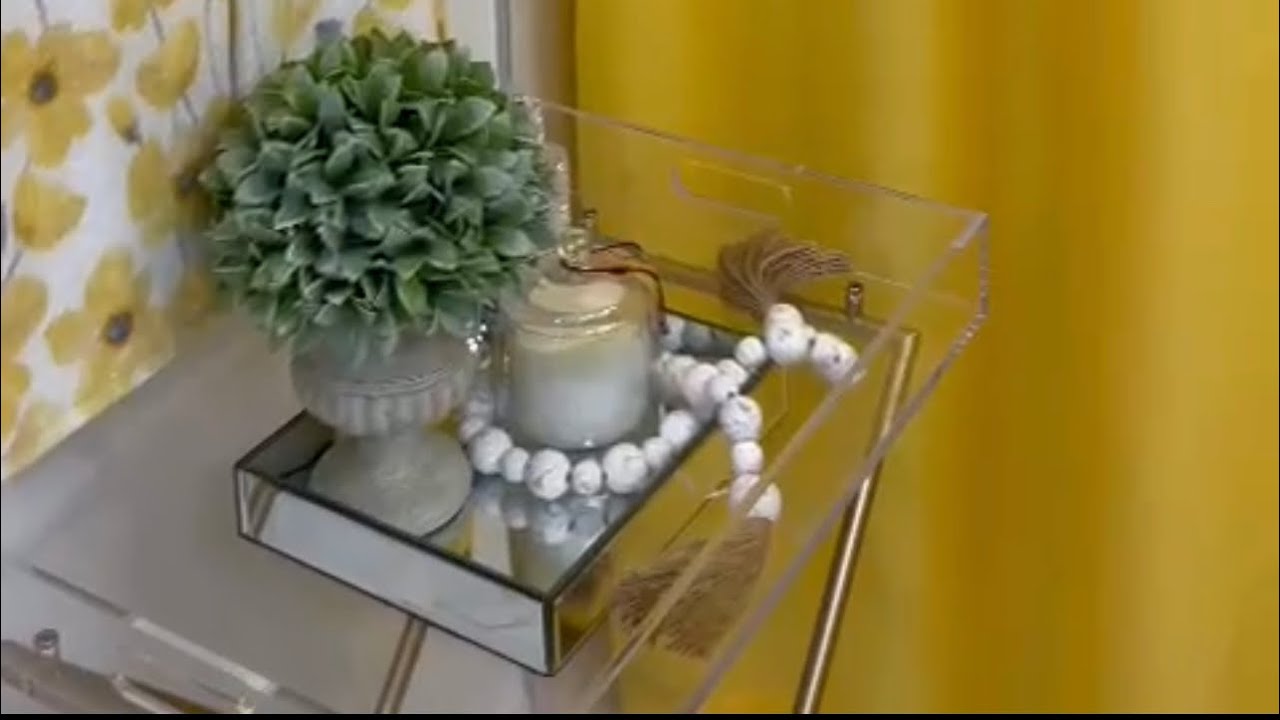 Como decorar un bano en color amarillo