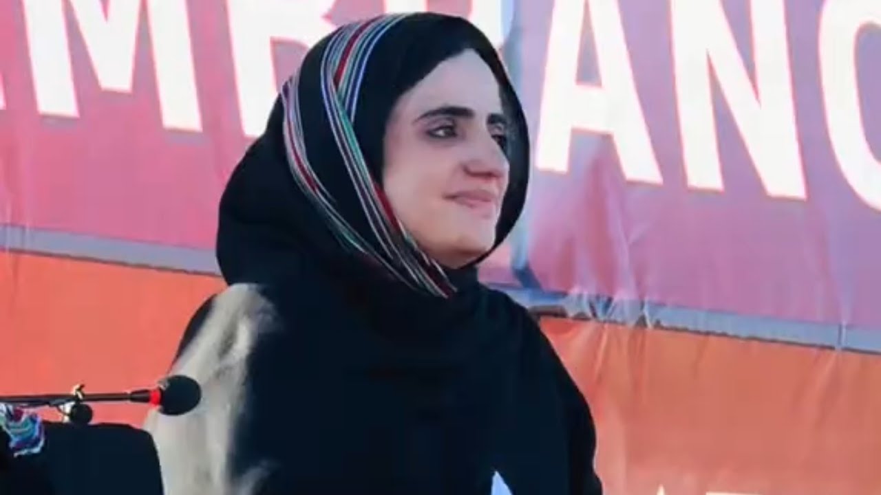 Dr Mahrang Baloch Crying at Dalbandin Jalsa Sad Moment| Mahrang Baloch New Status Dalbandin Relly