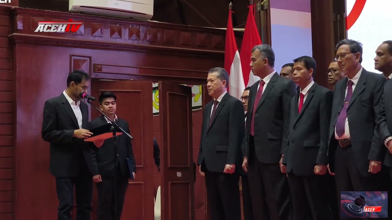 GUBERNUR MUALEM LANTIK DEWAN EKONOMI ACEH