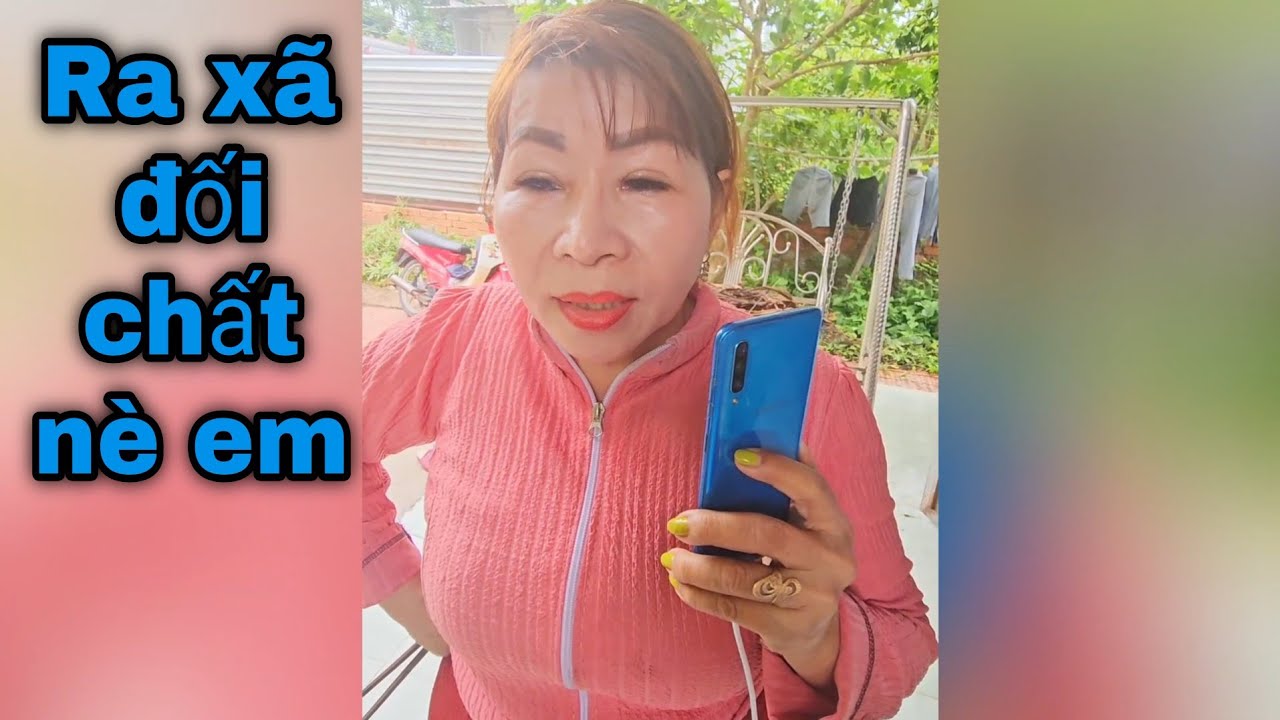 Tới công chuyện Mẹ nuôi hẹn gặp Mẹ ruột bé Thư ngay tại uỷ ban xã để làm sáng tỏ mọi việc