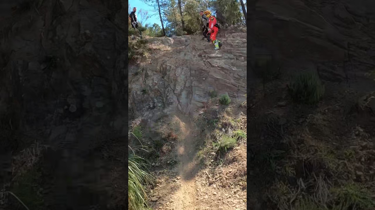 Gros saut 😱 #enduro #hardenduro #motovlog #fail #endurovlog #extreme #ktm #ktm250tpi #motovlogger