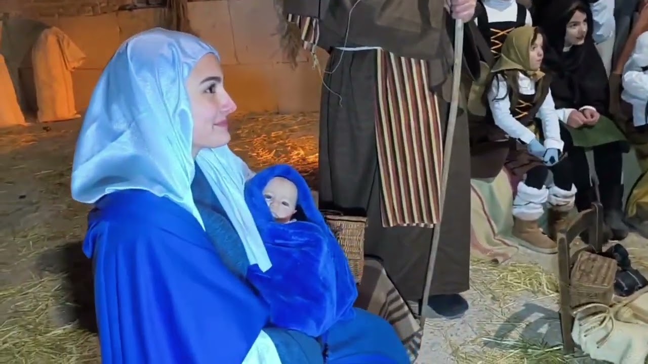 SSMM LOS REYES DE ORIENTE LLEGAN A TALAMANCA DE JARAMA EN BELEN ADORAN AL HIJO DE DIOS QUE HA NACIDO