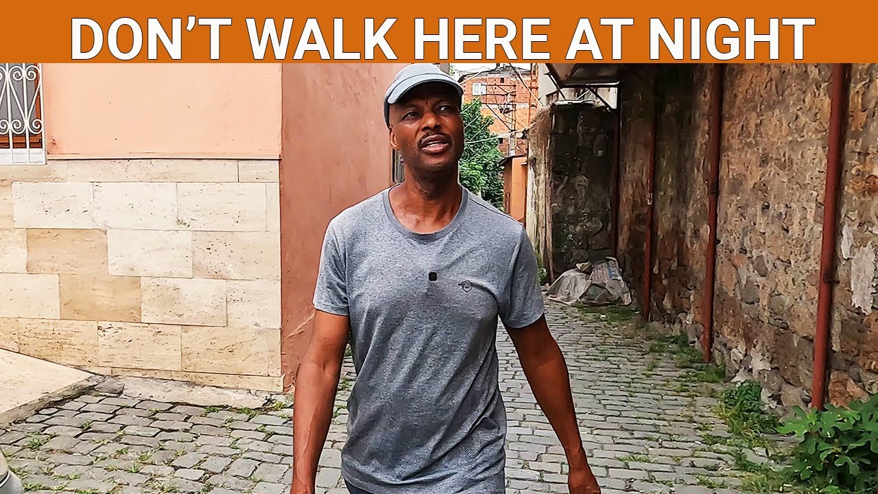 Don't Walk Alone at Night, it's Dangerous! (Turkey travel)