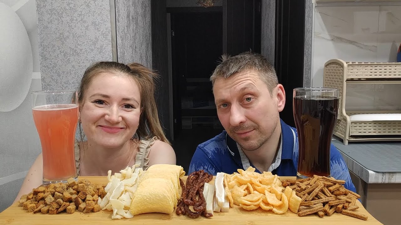 МУКБАНГ ПИВКО С ЧИПСАМИ И 1000 ЛАЙКОВ И НАСТЯ ЛЕТИТ В КАЛИНИНГРАД. MUKBANG BEER WITH CHIPS