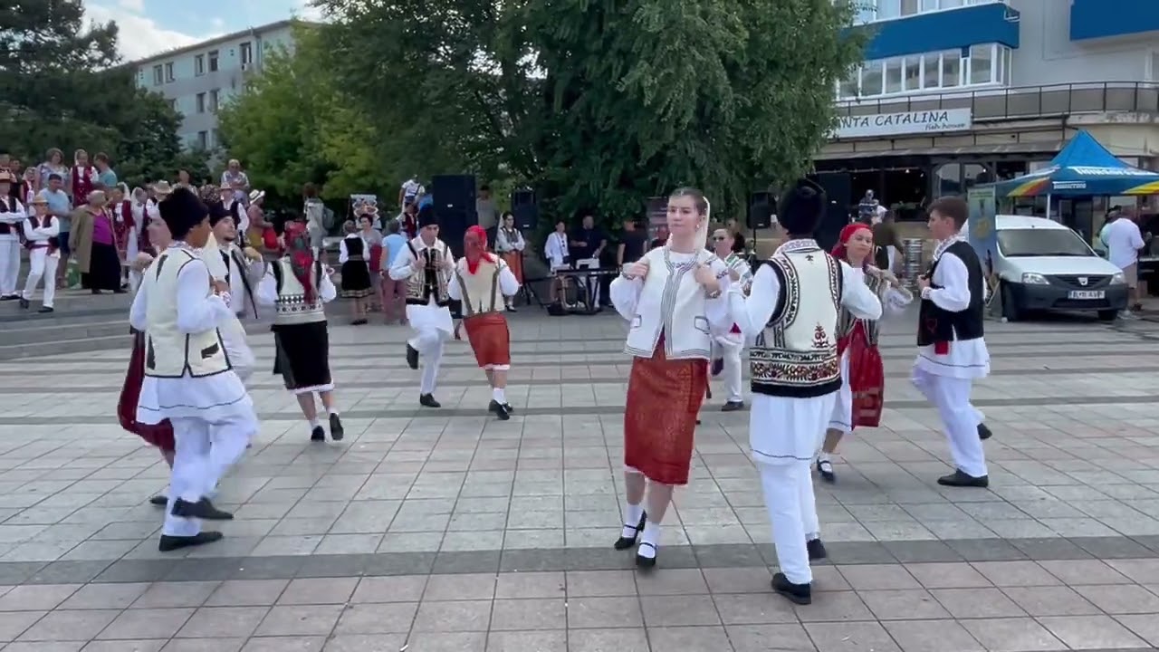 Dans moldovenesc DORULEȚUL  TULCEA