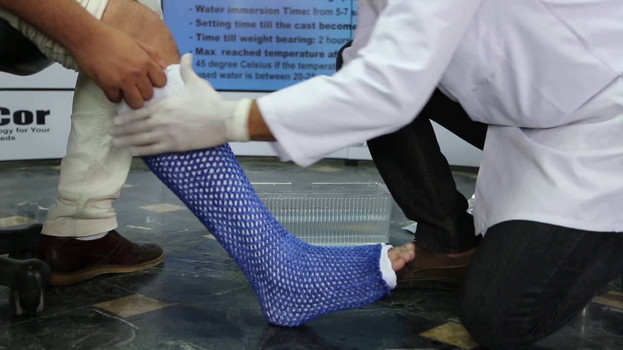 the AmiCast (below knee application) - for above knee use 10X95cm size.