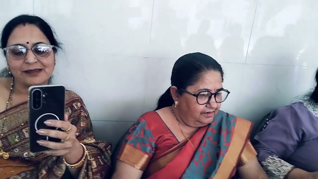 लोक गीत# भजन#अबकी बेर हमारी #लाज राखो गिरधारी 