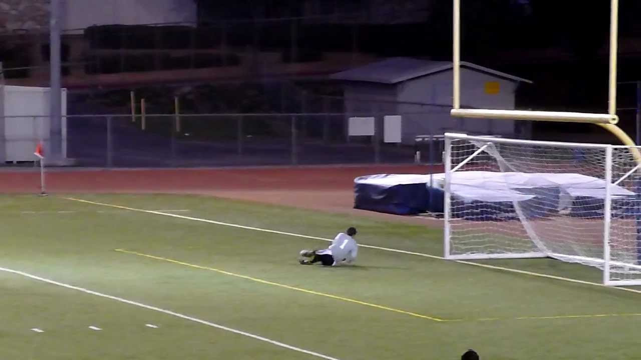 Temecula Valley HS Varsity Soccer vs Ocean View HS 12/19/2011 - Goalie Andrew 