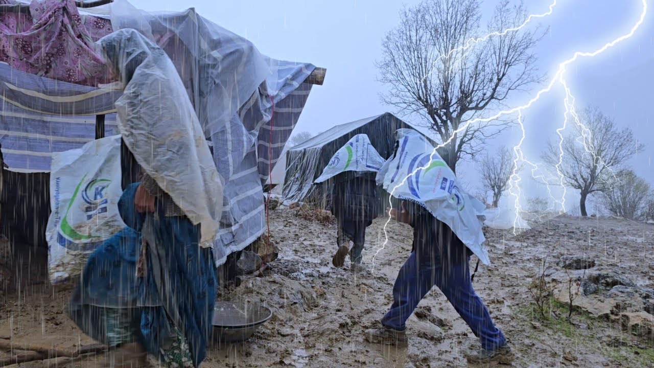 How do nomads survive in rain and storms?