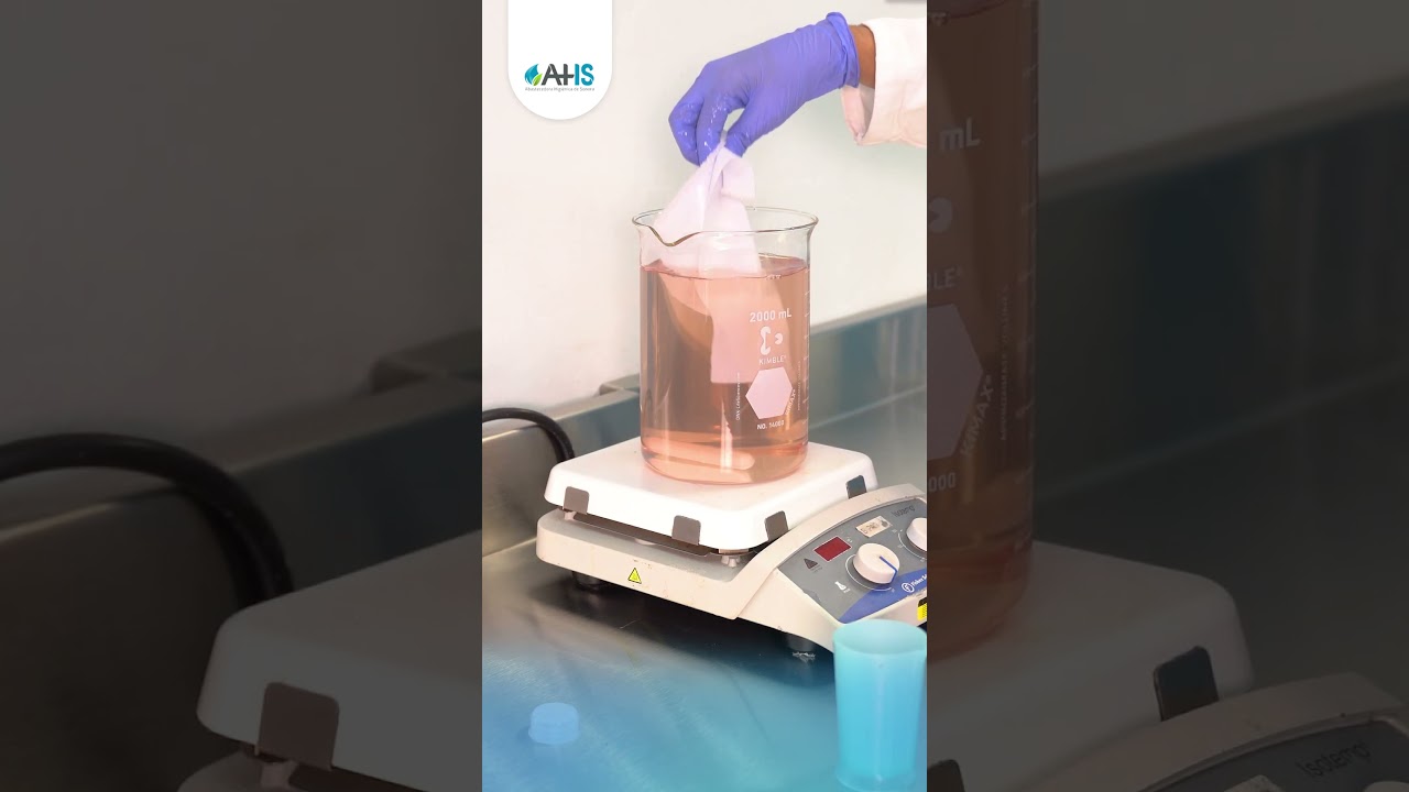 Enzydet Plus - Detergente enzim&aacute;tico l&iacute;quido para lavander&iacute;a.