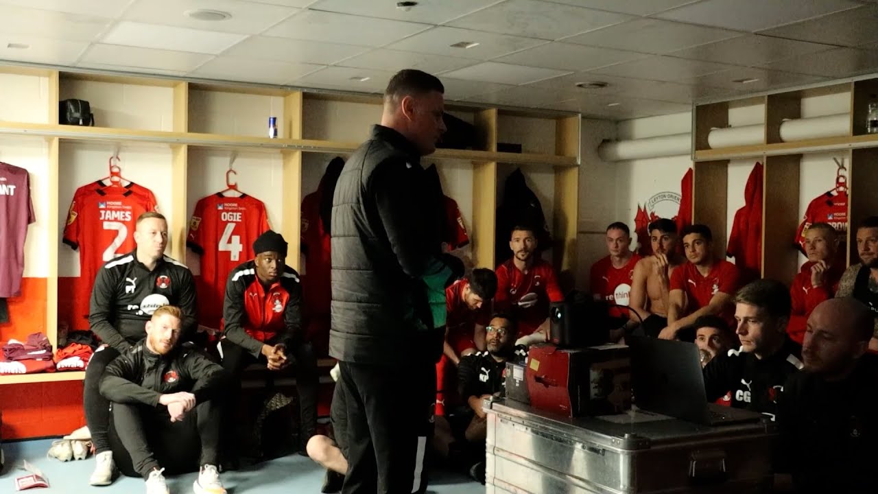 ❤ The team behind the team | Orient players receive family messages before winning the league 🏆