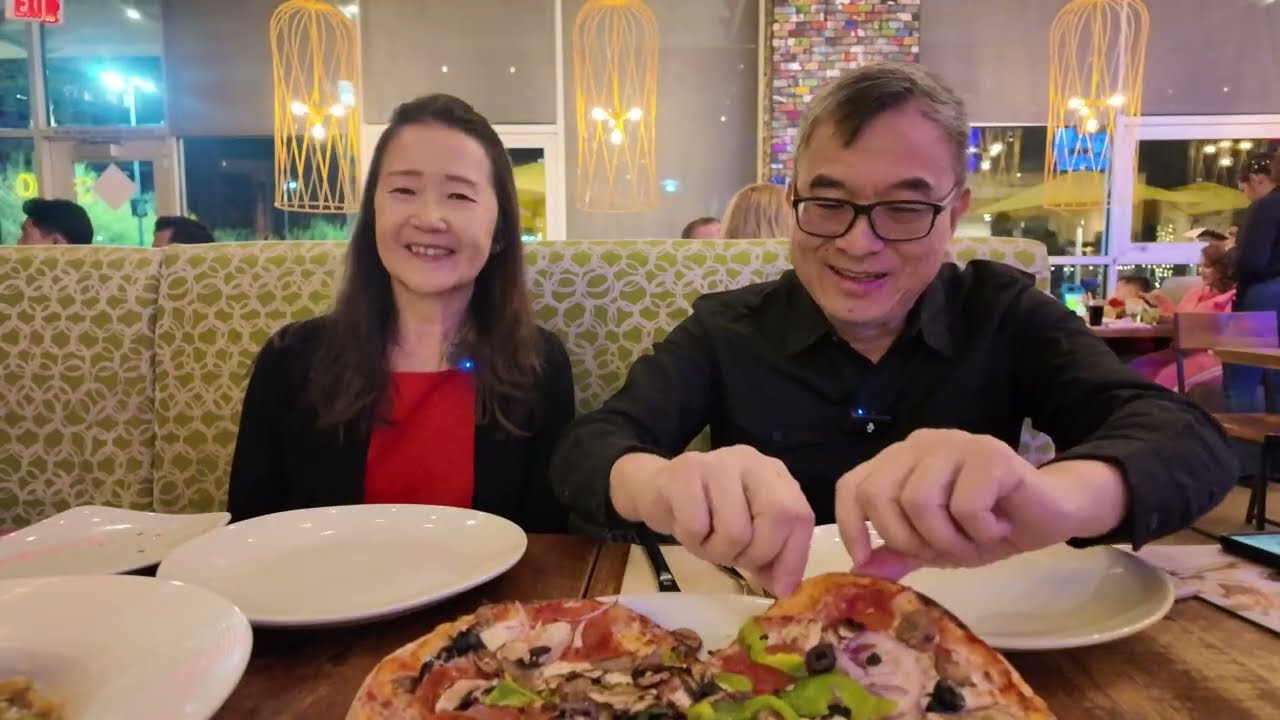Steve Fine Dining At The California Pizza Kitchen In Downtown Summerlin 
