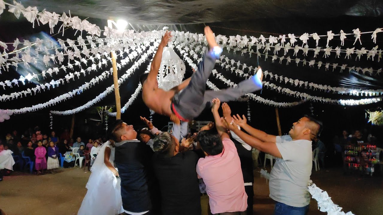 🔥 La Famosa Marcha Fúnebre en las Bodas de Guerrero / Desnudaron al Novio