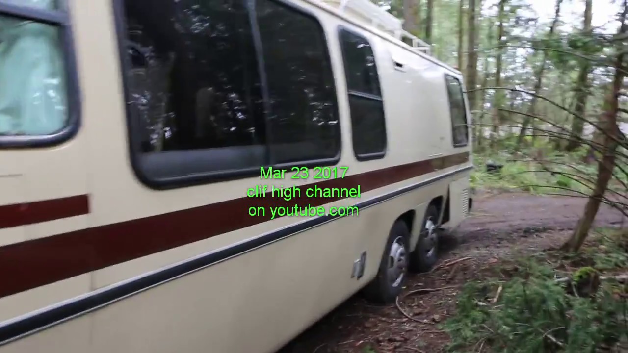 Welcome to the halfpasthuman.com EM50 mobile video studio