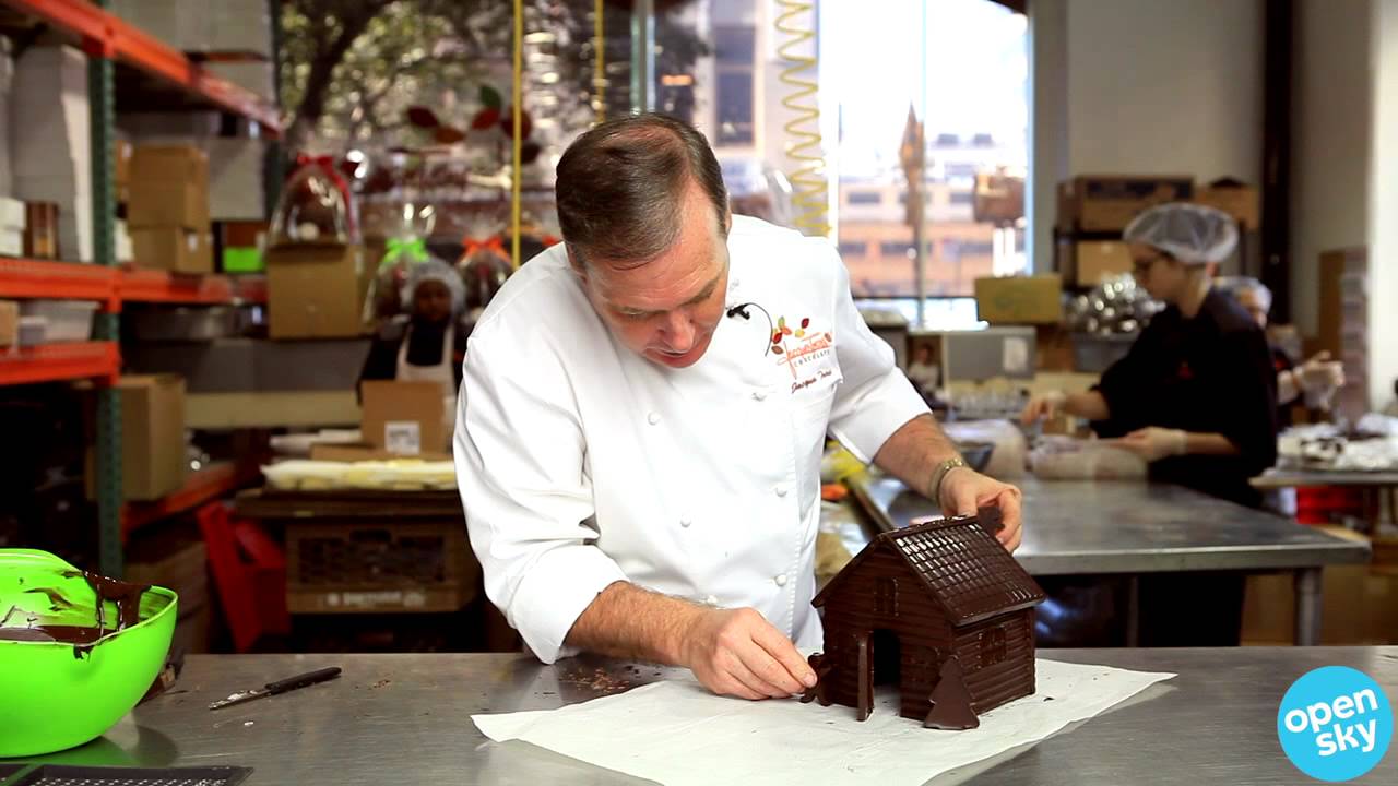 Jacques Torres makes ginger bread house with chocolate