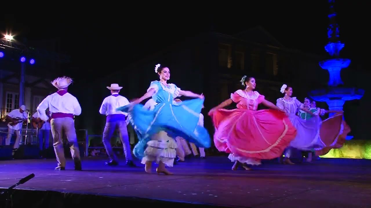 Puerto Rican folk dance: Aguinaldo