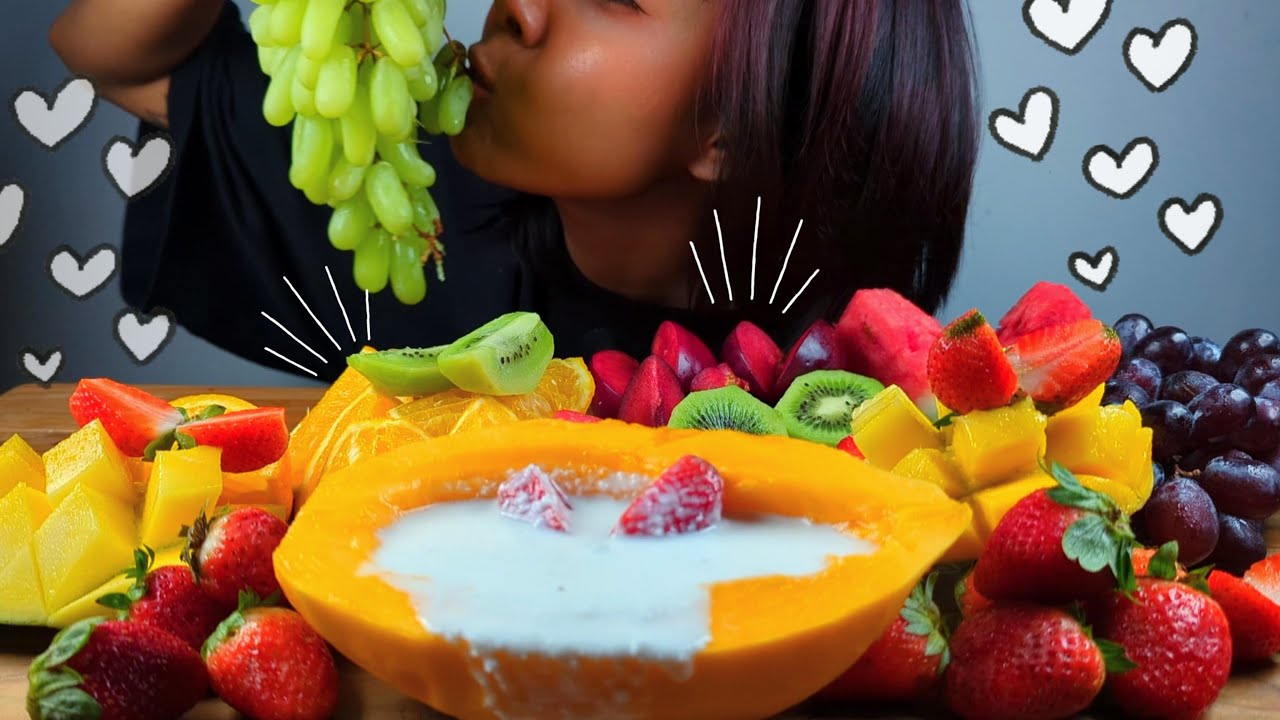 EATING FRUITS MUKBANG | WATERMELON, MANGO, PAPAYA, GRAPES, KIWI, PLUM, ORANGES, STRABERRIES & CREAM
