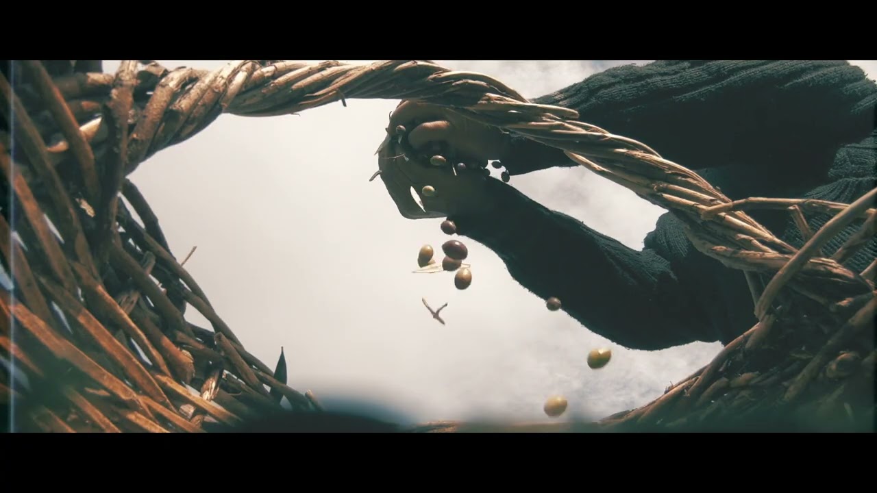 &Epsilon;&lambda;&iota;ά (official music video)