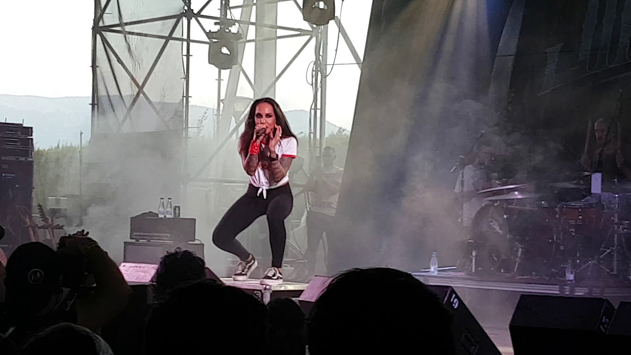 Jinjer - Who Is Gonna Be The One (leyendas del rock 2018)