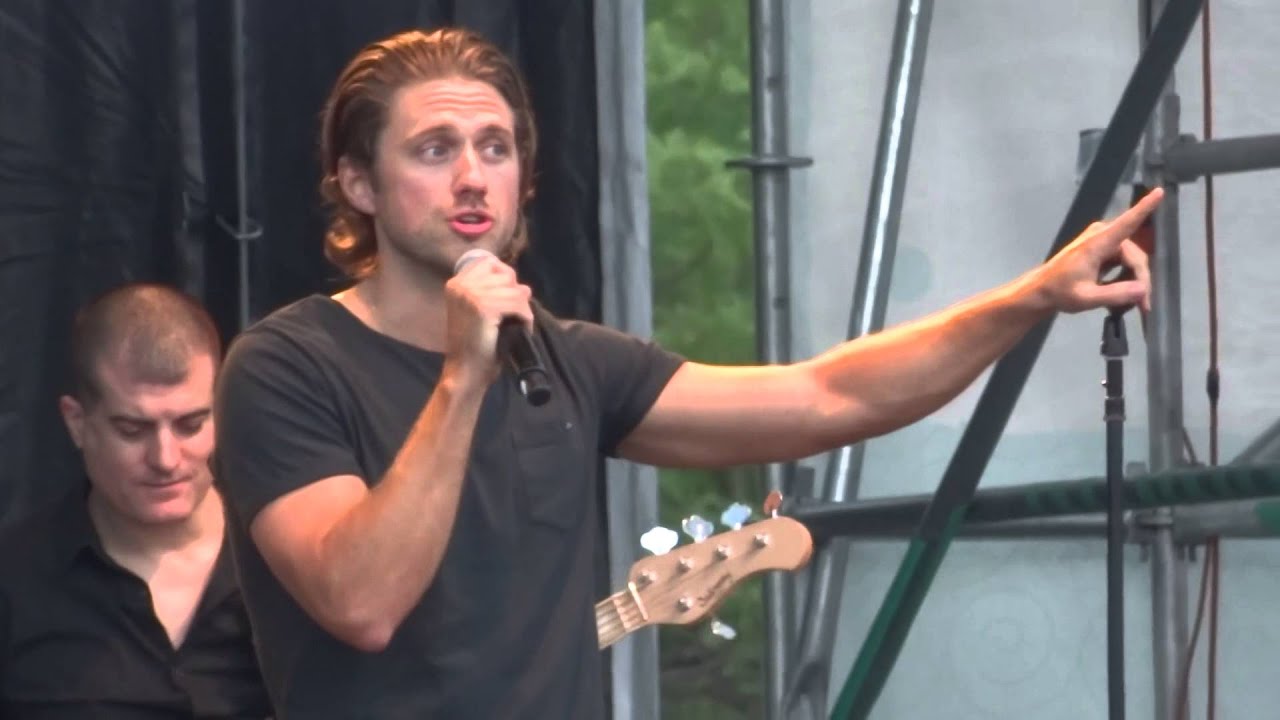 Aaron Tveit - Billie Jean (Michael Jackson) (Live @ Elsie Fest 2015)