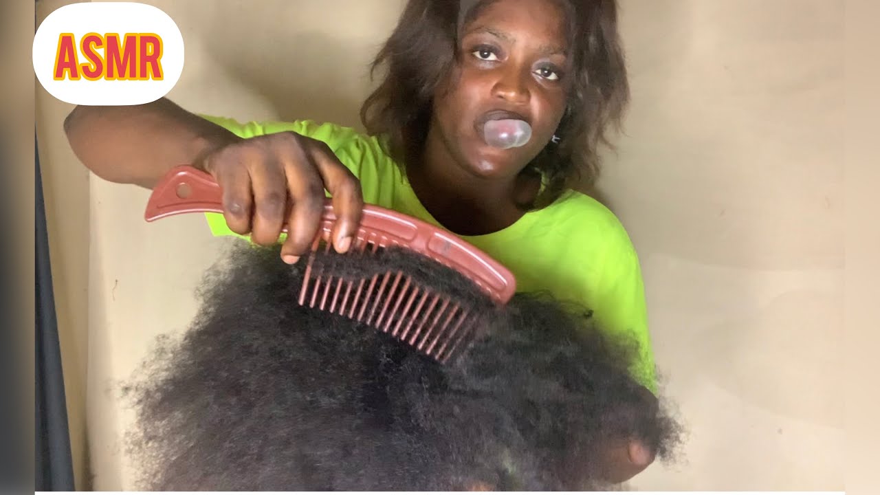 Asmr ✨loosening my sisters braids, gum cracking and hair brushing sounds.