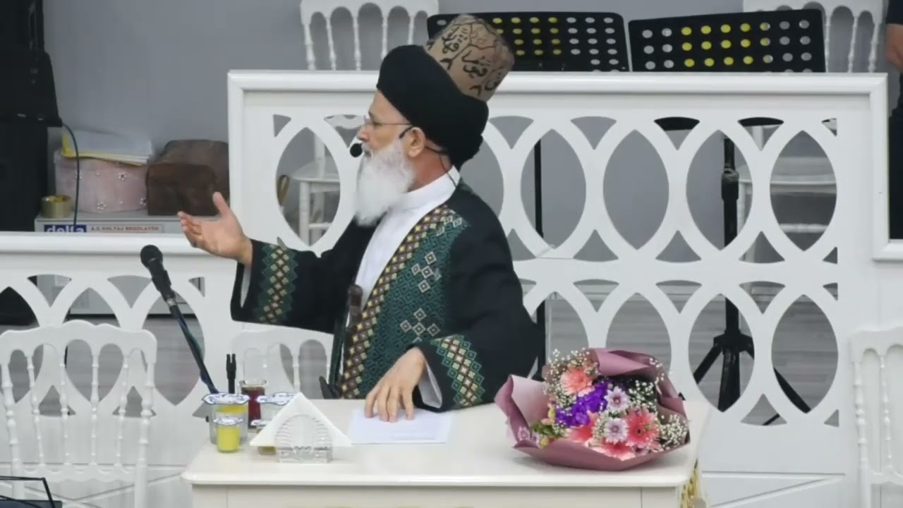 Allah'a, Resul&uuml;ne ve kendilerinden olan emir sahiplerine itaatsizlik İslam toplumu dağıttı