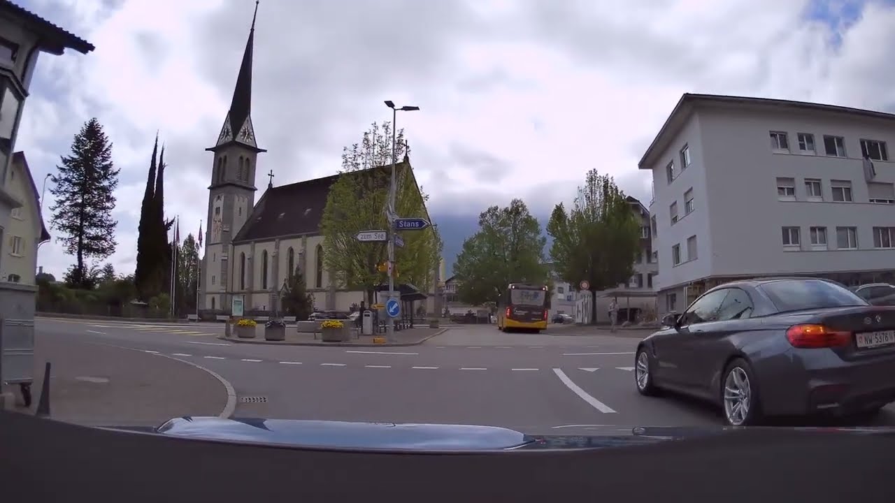 Ächerli 1 - Unter Blaulicht nach Ennetbürgen