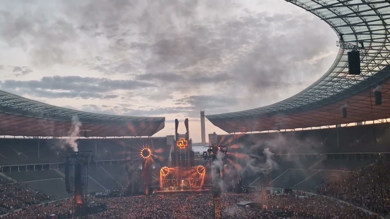 Rammstein live - Berlin Olympiastadion 16.07.2023 - Sonne
