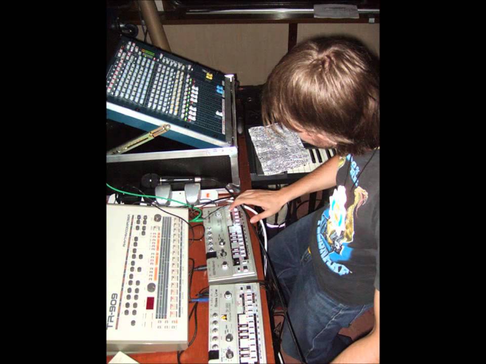 Ceephax Acid Crew - Woodlice Acid