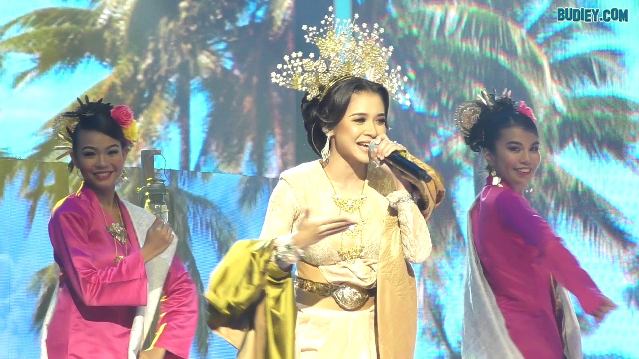 Shafiq Farhain & Shiha Zikir LAKSAMANA RAJA DI LAUT Big Stage