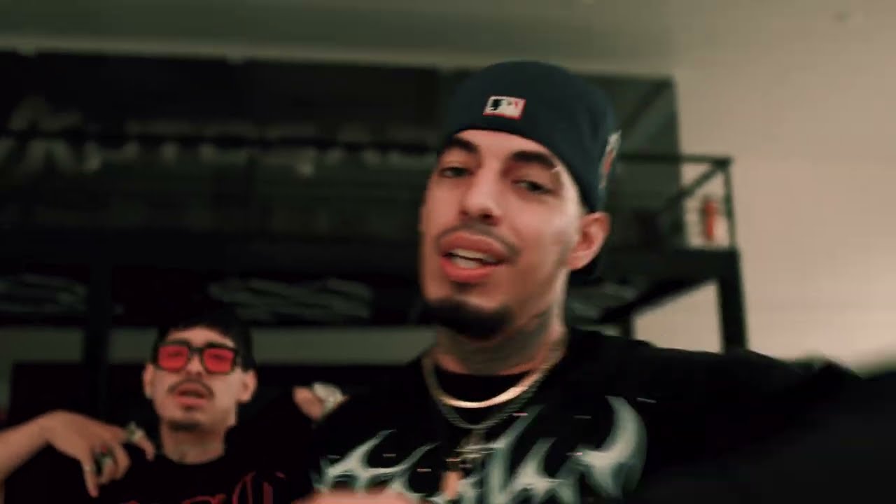 Around no - Zeiz x @WhiteKidd  (Video Oficial) Shot by: @photonarz_