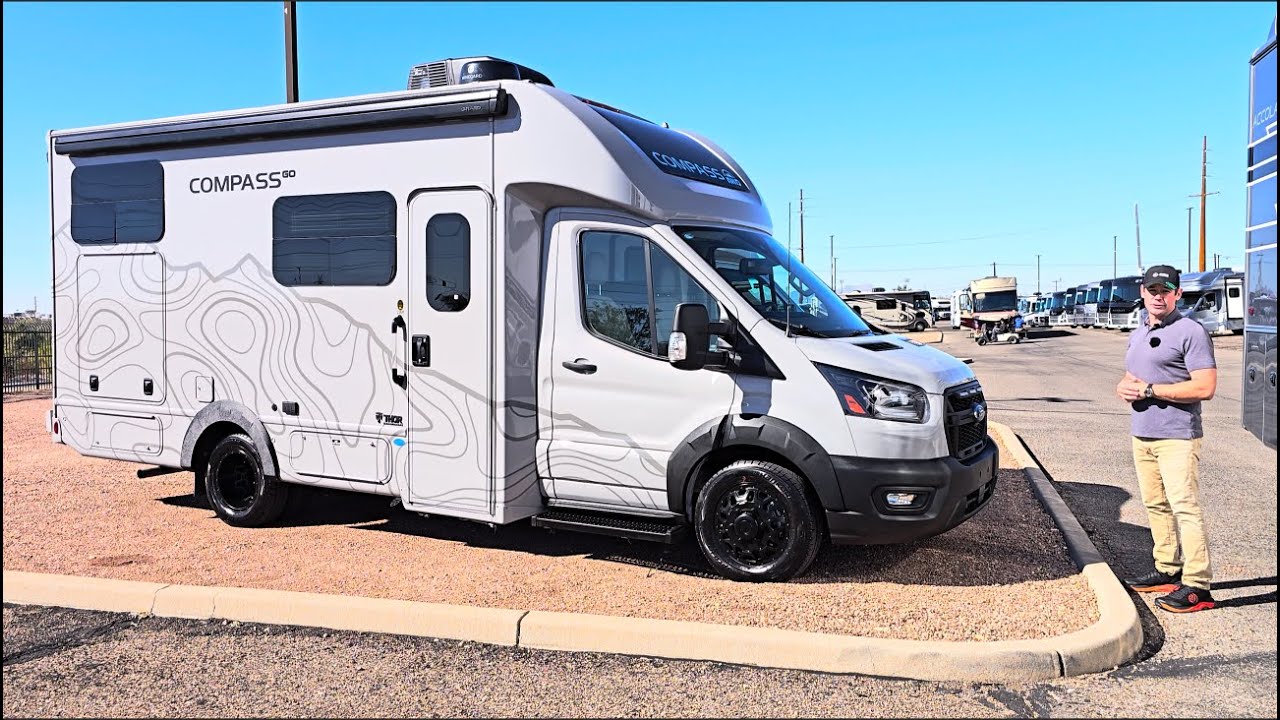 COMPASS GO! 22MT Teton FBP Freshwater Pearl, декор Coastal Cream, 2026 года, Thor Transit AWD 156...