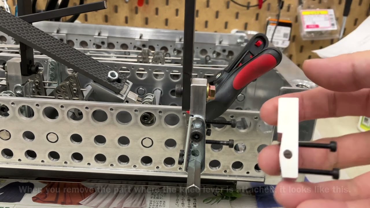 How the bi-directional Knee Lever Works on SHOJI Pedal Steel Guitars