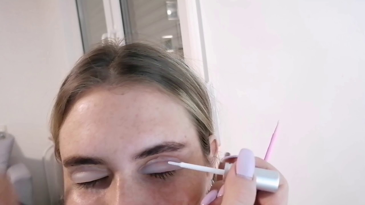 [ASMR] I tried to lift my best friends lashes and failed